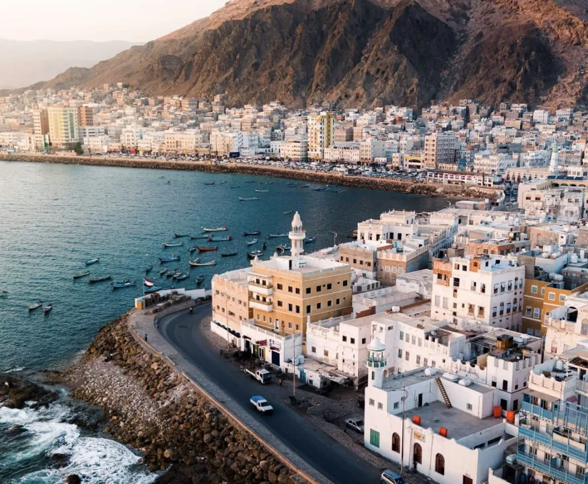 ضبط عصابة ترويج مخدرات في المكلا خلال مداهمة أمنية بساحل حضرموت