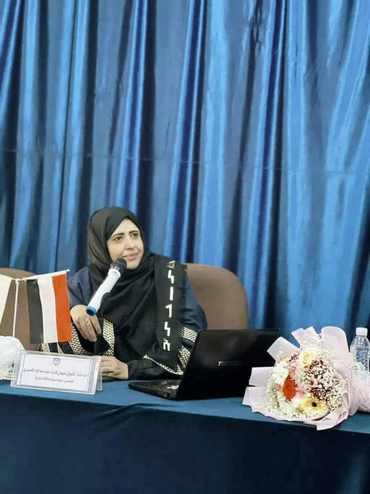 النبهاني لسلطة صنعاء: أفرجوا عن أشواق الشميري التي حولتم حياة أسرتها إلى جحيم