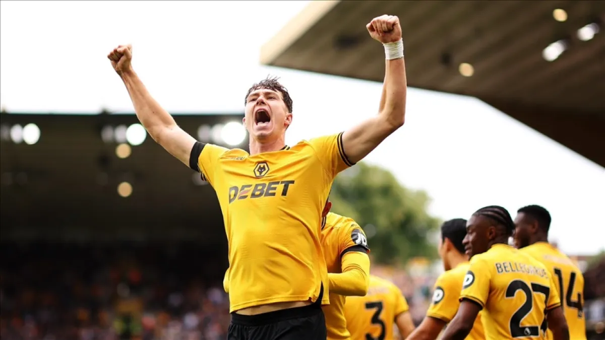 كريستال بالاس يضم النرويجي يورغن ستراند لارسن