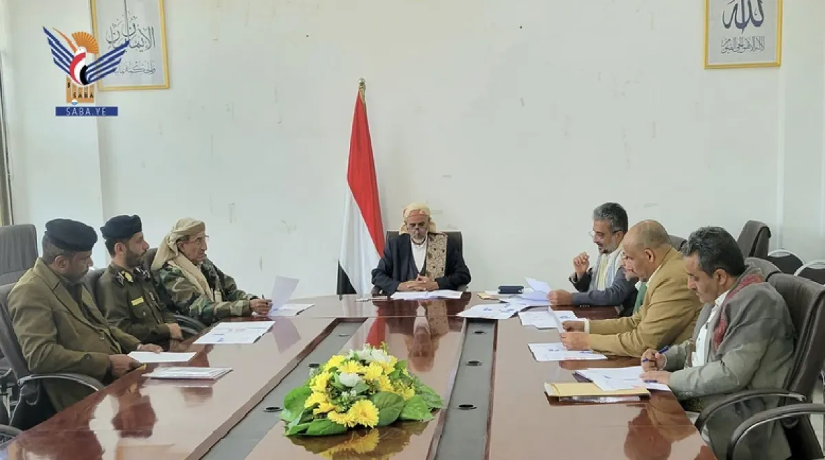 حكومة صنعاء تناقش رفع جاهزية الطوارئ تحسبا لهجوم محتمل