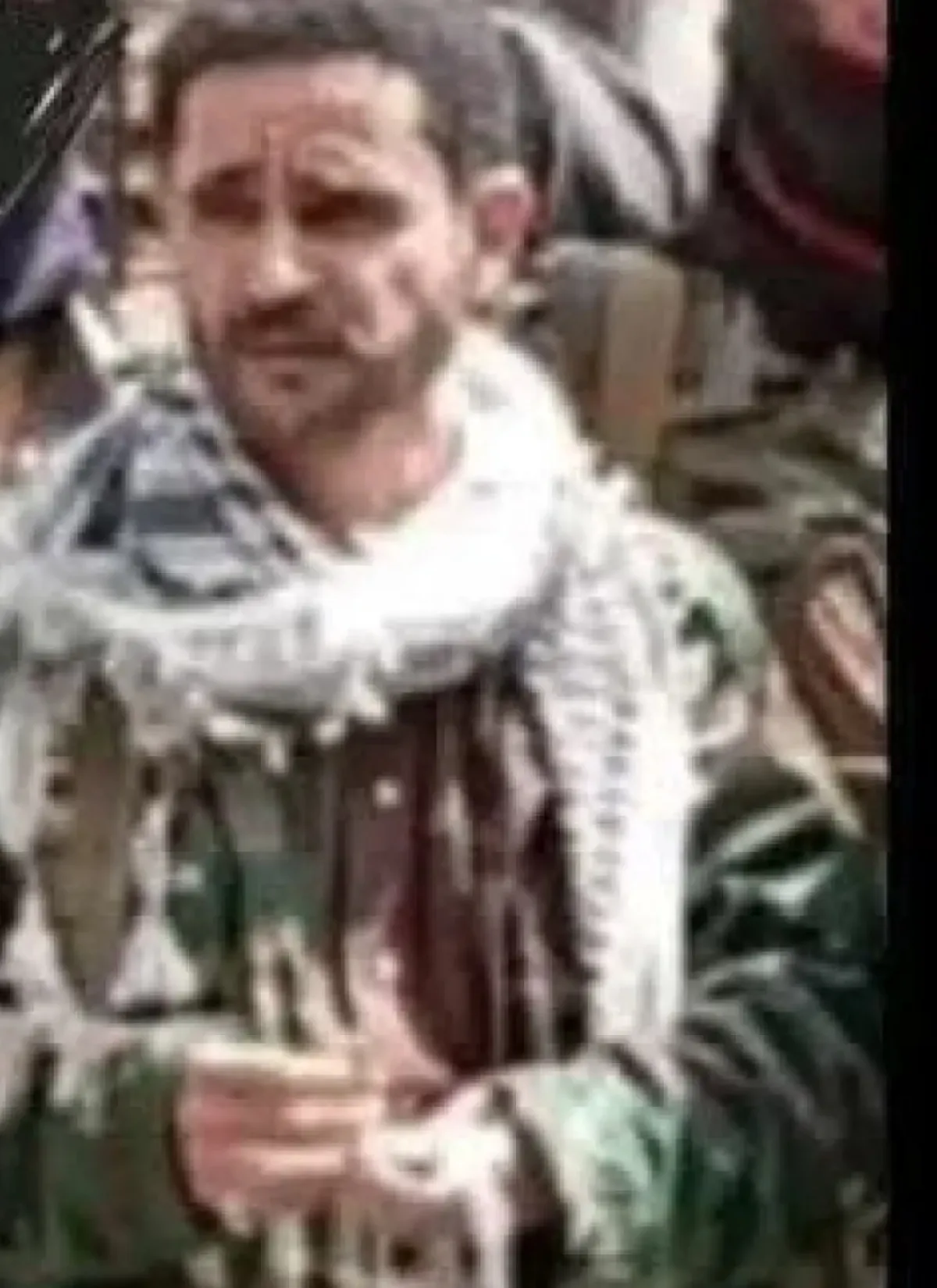 قيادي حوثي يهدد أسر ناشطين في رداع على خلفية قضية مقتل الحليمي