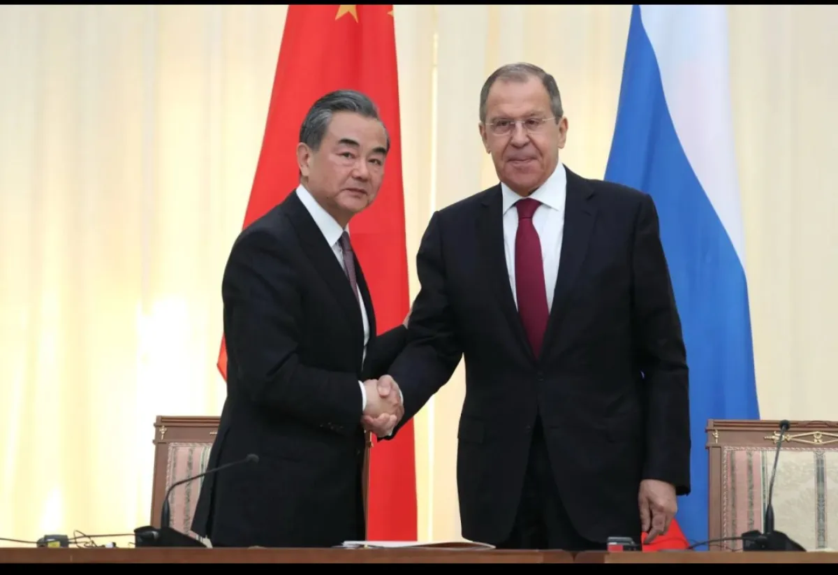 اتصال صيني روسي يدين الهجمات على إيران ويطالب بوقف فوري لإطلاق النار