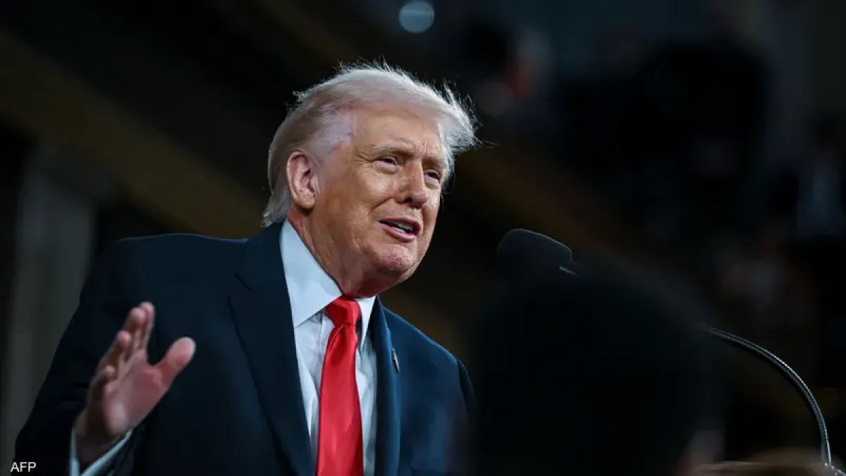 ترامب: الصراع مع إيران قد يستمر أربعة أسابيع مع إبقاء باب المحادثات مفتوحا