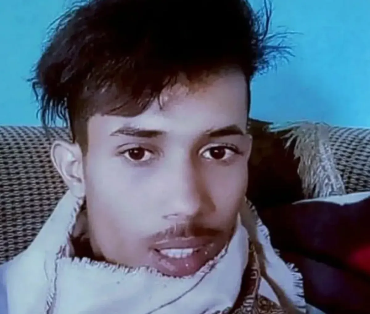 العثور على جثة شاب مشنوقا داخل دكان في شرعب تعز