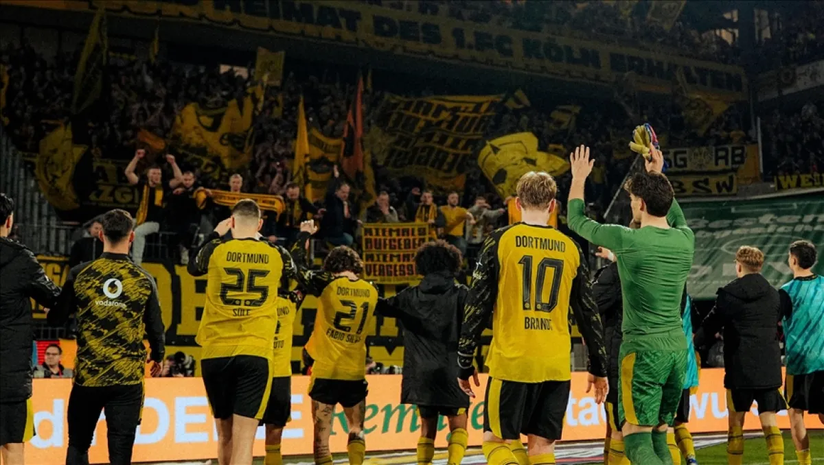 بوروسيا دورتموند يستعيد توازنه في الدوري الألماني