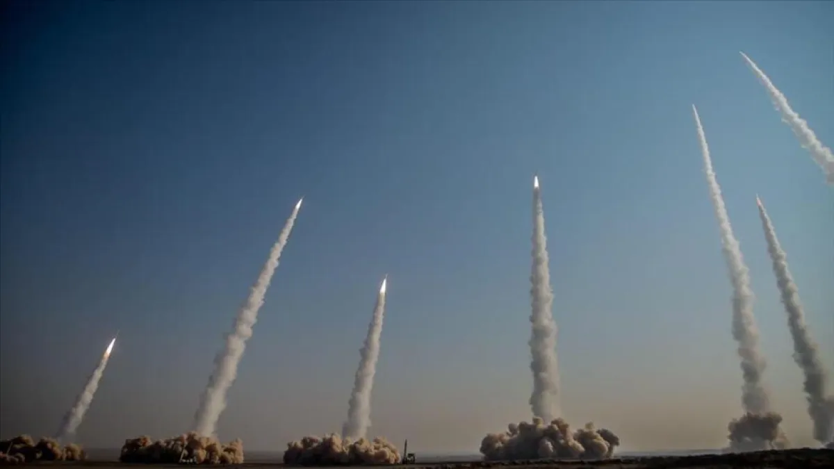 الحرس الثوري: أطلقنا 30 صاروخا باليستيا ثقيلا على إسرائيل