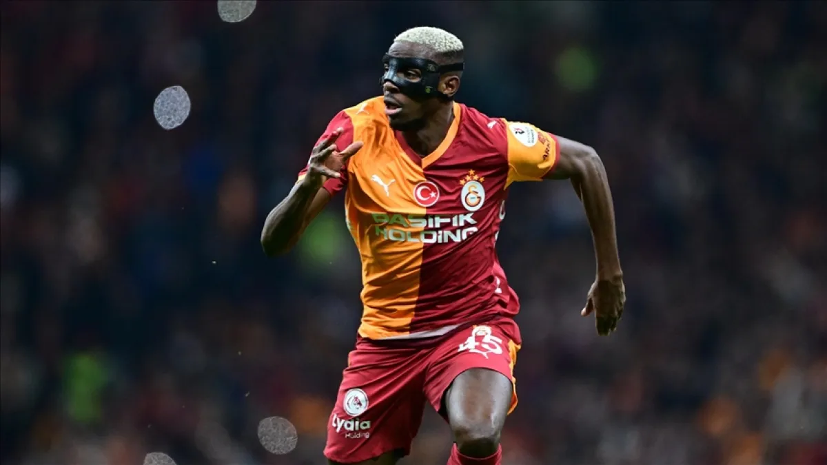 غالاطة سراي يعلن تعرض أوسيمين ولانغ لإصابتين قويتين