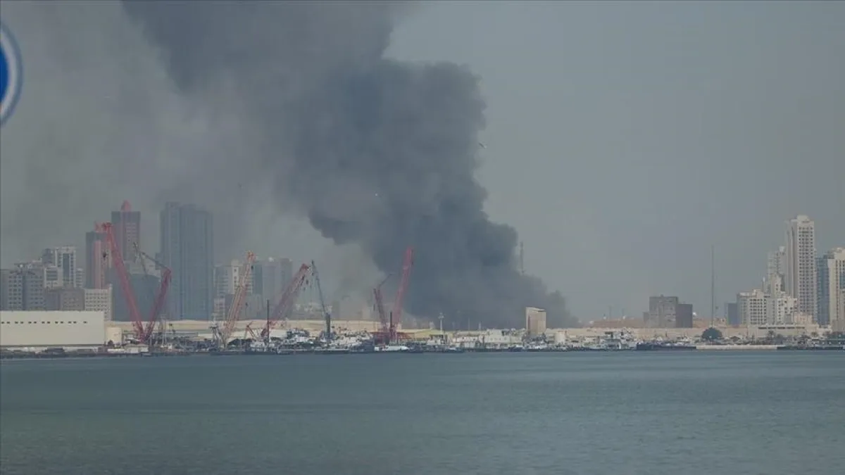 هجمات على 5 دول خليجية.. قتيل وحريقان بمطار ومنشأة وأضرار بناقلة