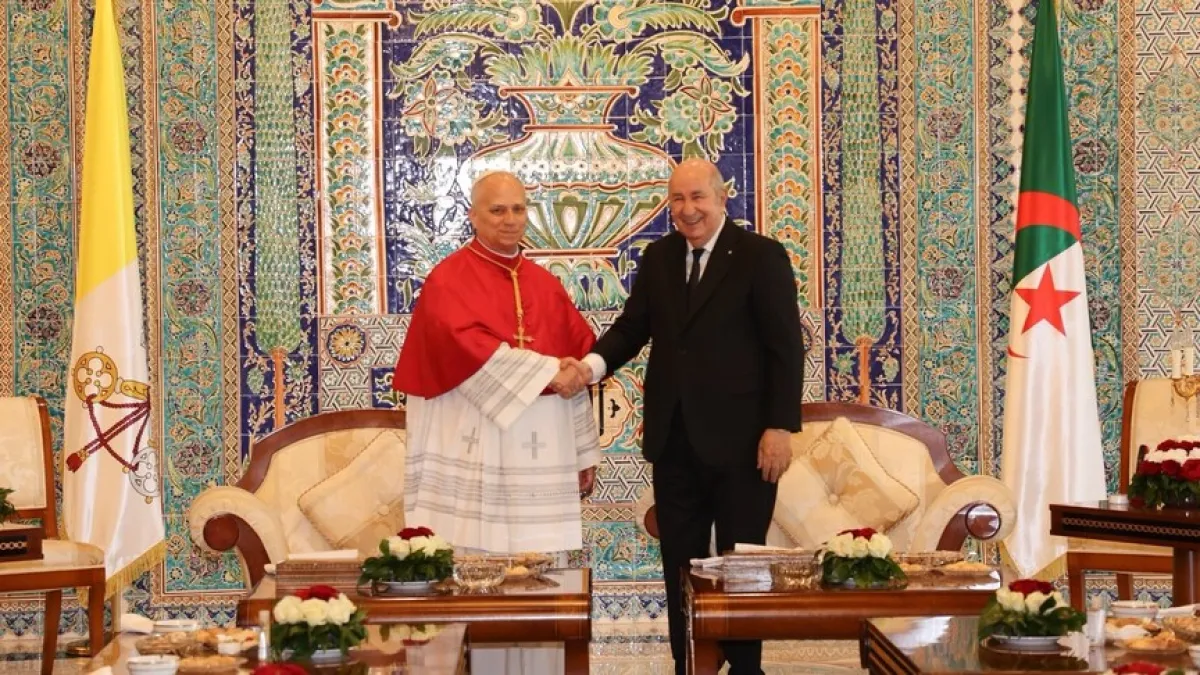 بابا الفاتيكان يصل الجزائر