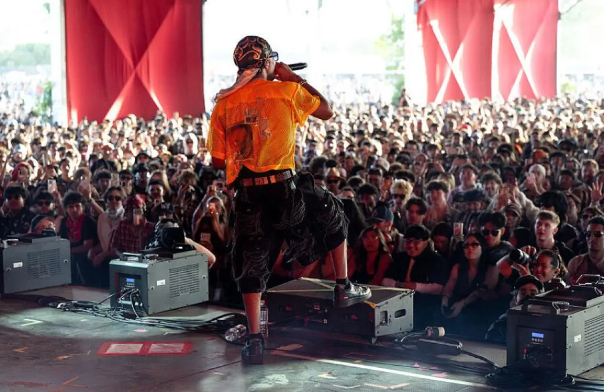 اعتقال المغني الأمريكي D4vd للاشتباه بقتل مراهقة في لوس أنجلوس