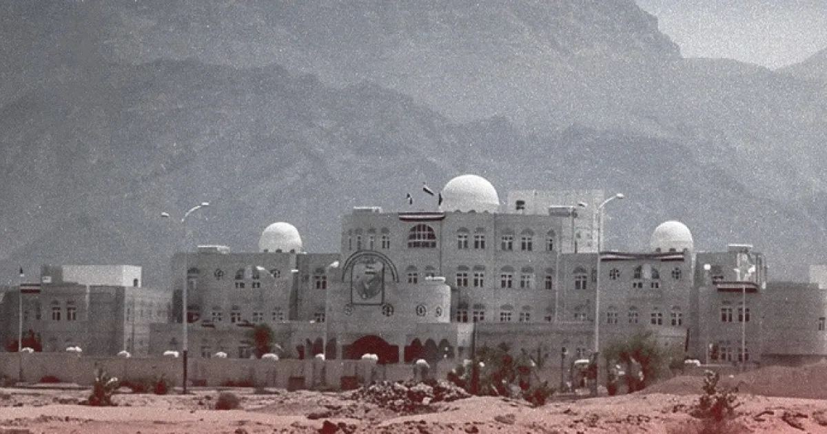 مسلحون يقتحمون مقر السلطة المحلية في الضالع ويطلقون النار في محيطه