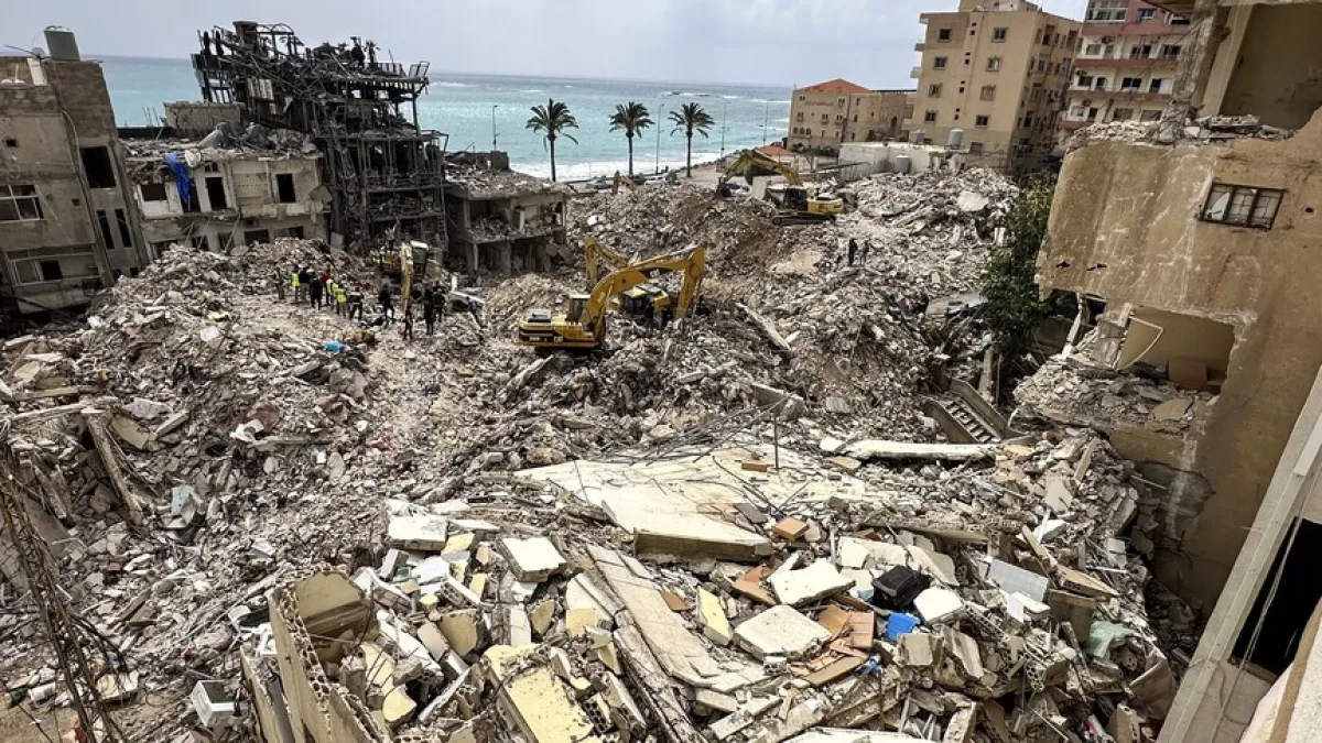 لبنان.. إسرائيل تواصل خروقاتها بقتيل وجريحين ونسف منازل ومساجد