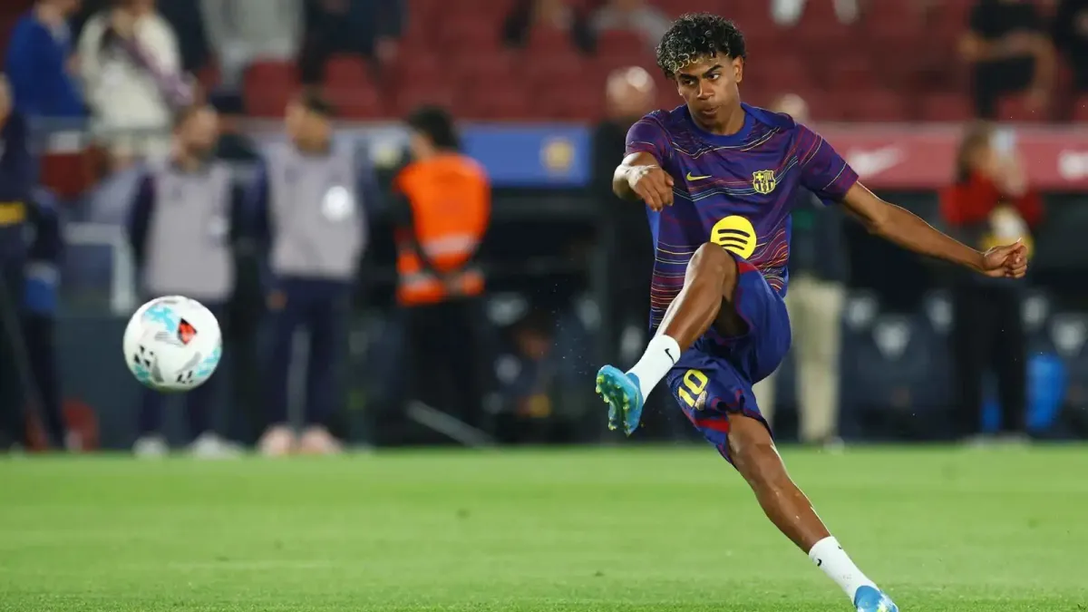 لامين جمال يحصد جائزة جديدة