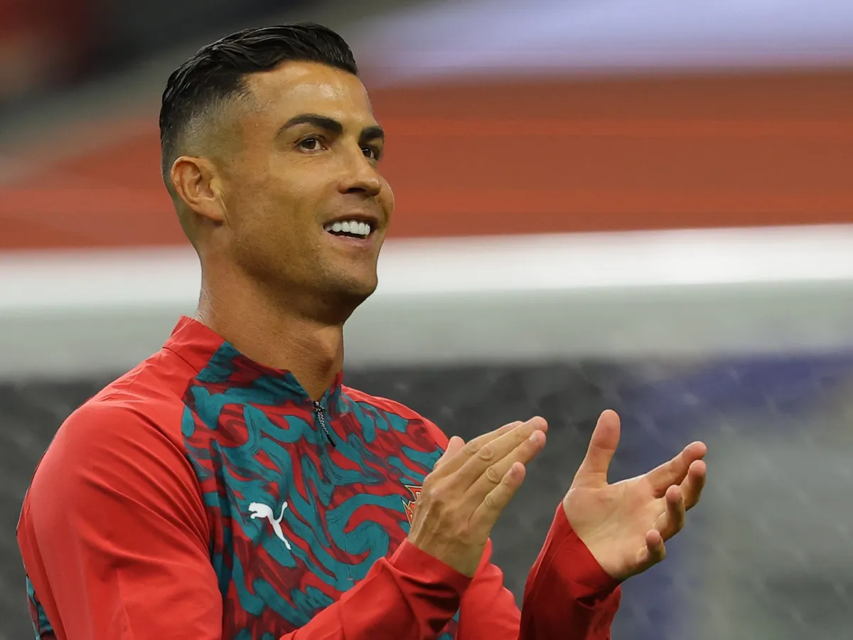 رونالدو يدخل على الخط.. إعجاب بمنشور يتهم فيفا بمحاباة ميسي