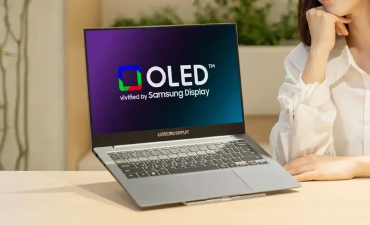 سامسونغ ترتقي بجودة العرض.. إطلاق شاشات فائقة السطوع للحواسب