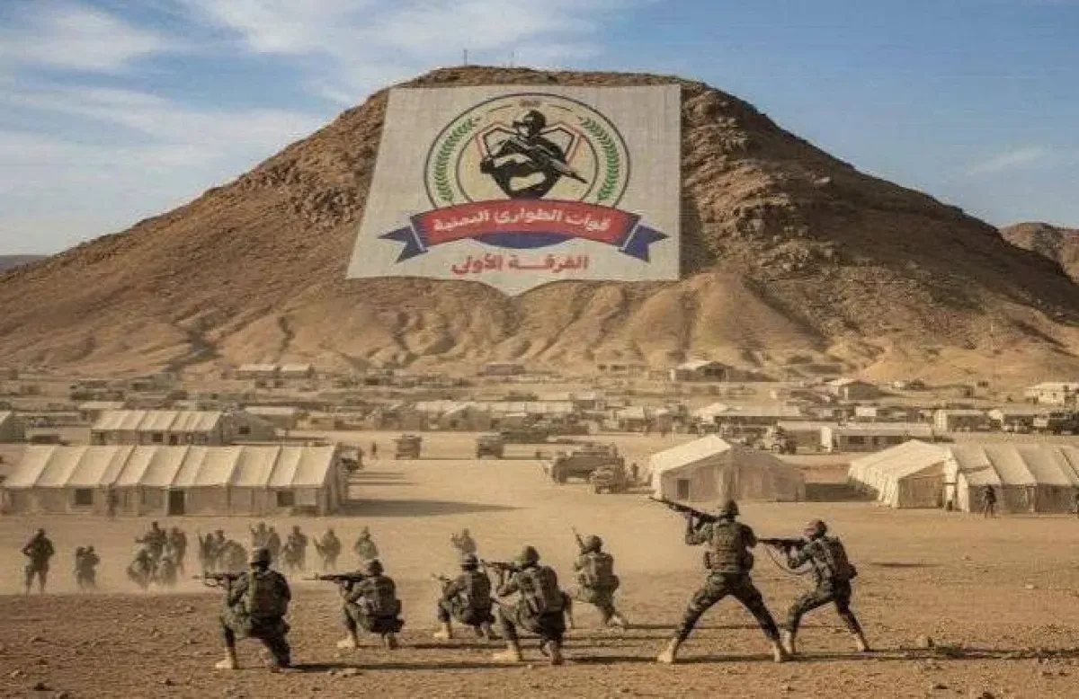 قتلى وجرحى في هجوم حوثي على معسكر لقوات درع الوطن بحضرموت