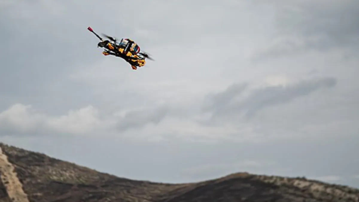 قوات المجلس الرئاسي تدخل مسيرات FPV الانتحارية إلى المعركة لأول مرة