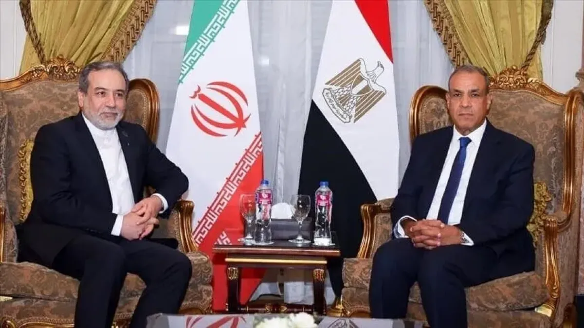 مصر تدعو إيران لخفض التصعيد وضمان حرية الملاحة في مضيق