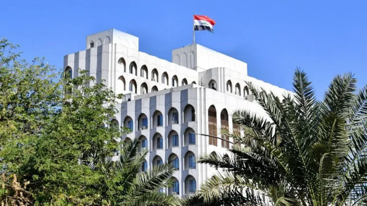 بغداد تستدعي السفير الإيراني للاستفسار عن خرائط نشرتها بعثات طهران