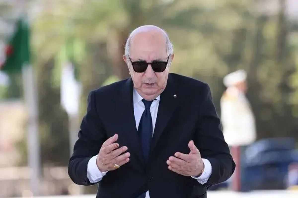 الرئيس الجزائري يعلن الحداد 3 أيام على ضحايا الحرائق