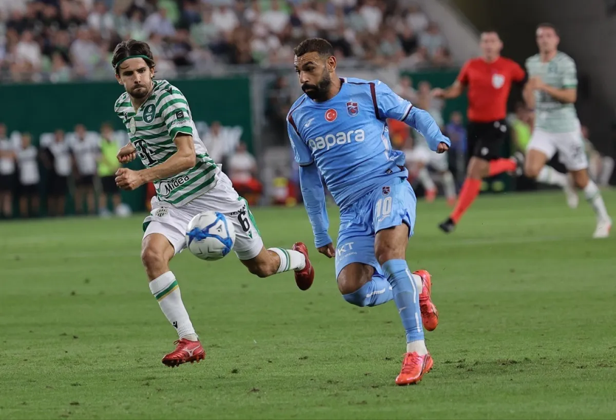 نتائج قرعة الدوري الأوروبي.. قاهر فريق محمد صلاح يصطدم بعملاقين إيطاليين