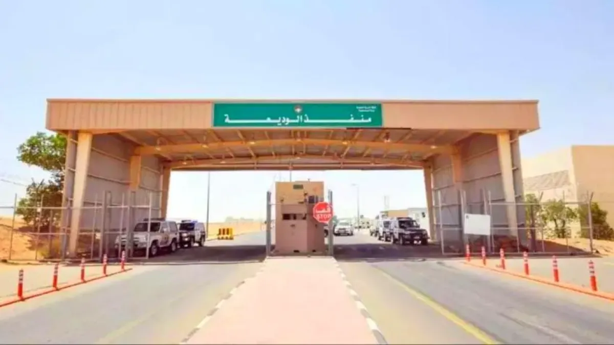 مقتل موظف سعودي وإصابة آخرين بإطلاق نار في منفذ الوديعة بحضرموت