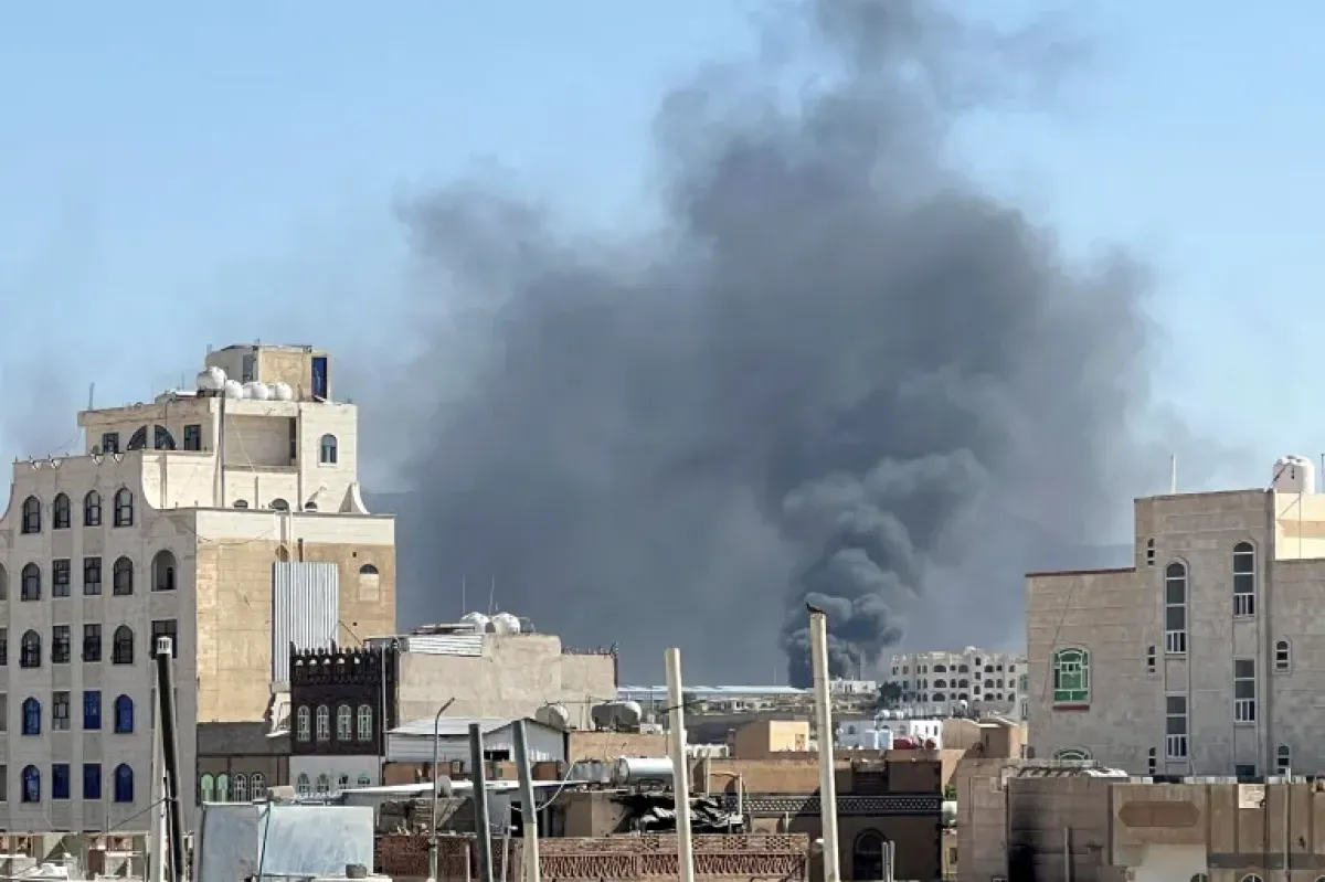 الطيران الحربي يدخل المواجهات ويستهدف الحوثيين بـ15 غارة في تعز والحديدة