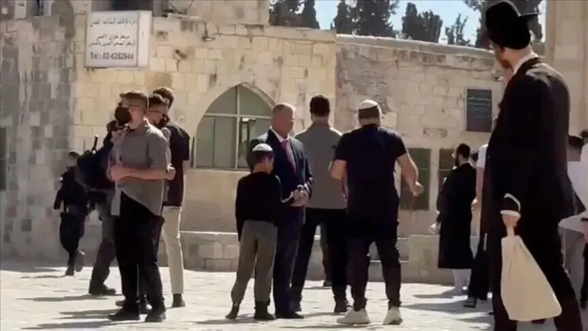 بن غفير يقتحم المسجد الأقصى غداة اقتحامه حائط البراق