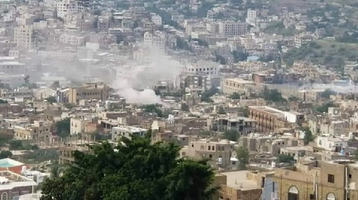 مقتل مسنّ بقصف للحوثيين على منزله في مدينة تعز