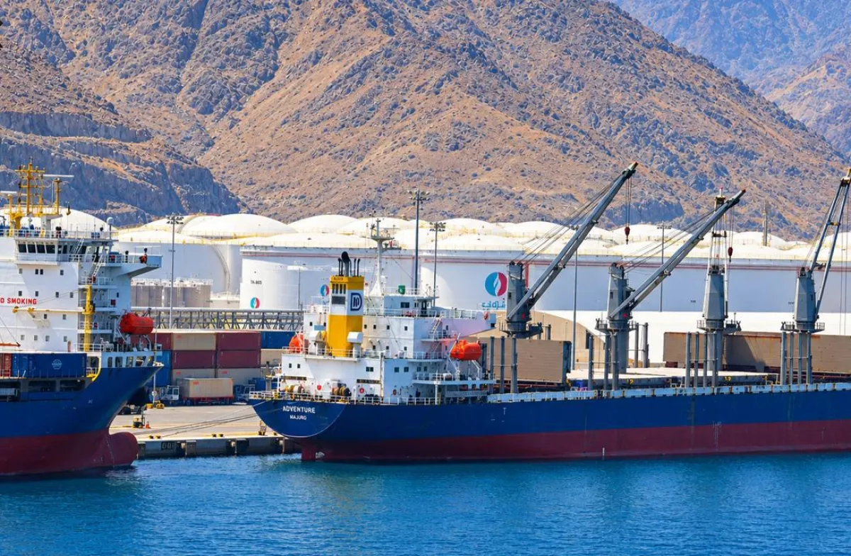 خط أنابيب جديد يفتح للإمارات ممرّا بديلا عن هرمز